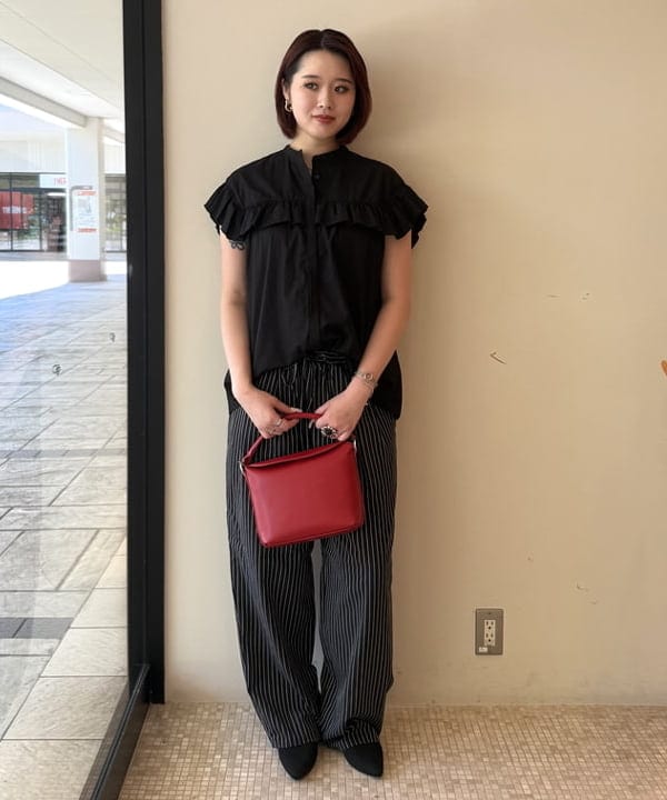 BEAMS HEARTのテーパード ストライプ イージー パンツを使ったコーディネートを紹介します。｜Rakuten Fashion(楽天ファッション／旧楽天ブランドアベニュー)6180089