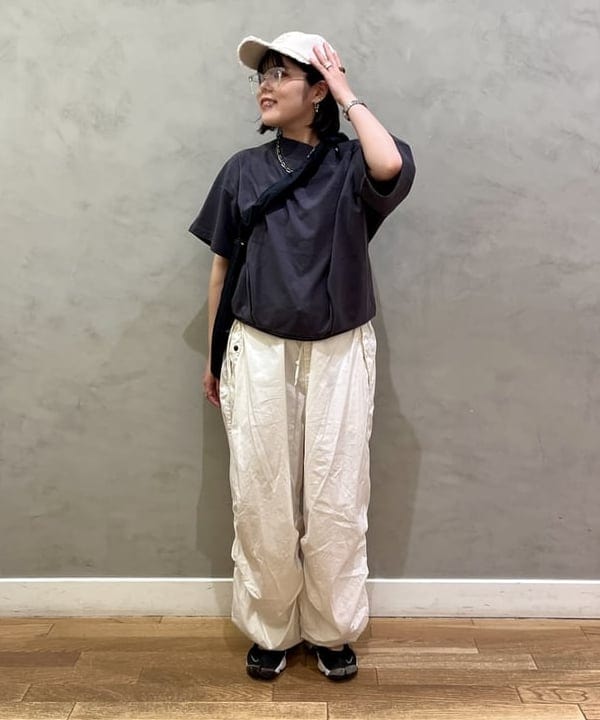 BEAMS HEARTのロゴ刺繍 フリンジキャップを使ったコーディネートを紹介します。｜Rakuten Fashion(楽天ファッション／旧楽天ブランドアベニュー)6180173