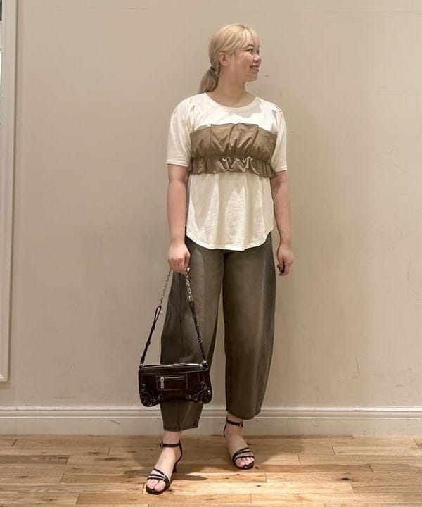 BEAMS HEARTのビスチェ ドッキング Tシャツを使ったコーディネートを紹介します。｜Rakuten Fashion(楽天ファッション／旧楽天ブランドアベニュー)6179565