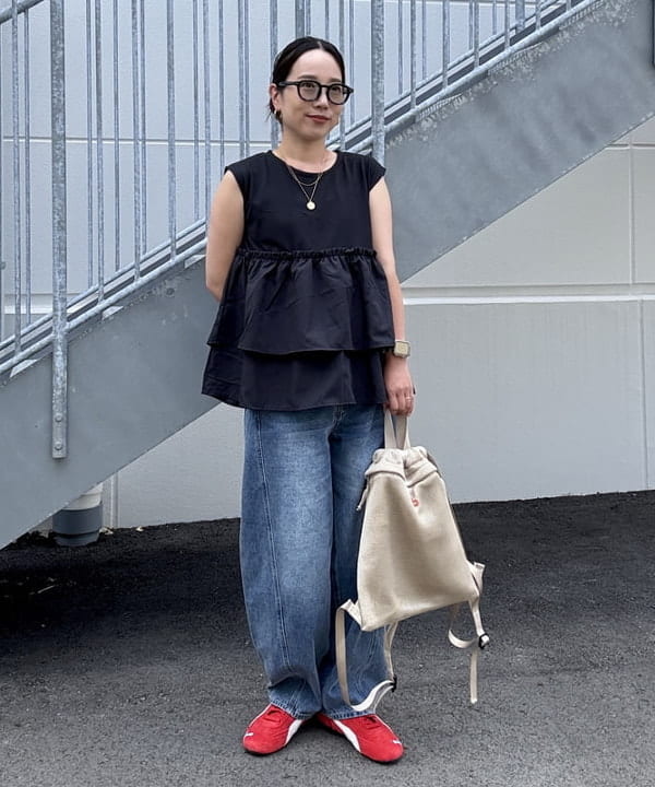 BEAMS HEARTの【洗濯機洗い可】コンビティアード プルオーバー 25SS ノースリーブ シルエット デザイントップスを使ったコーディネートを紹介します。｜Rakuten Fashion(楽天ファッション／旧楽天ブランドアベニュー)6180213