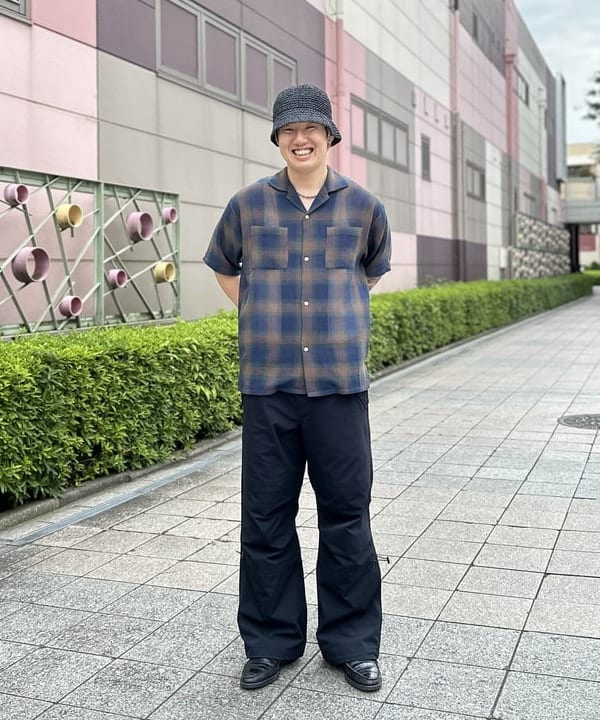 BEAMS HEARTのシアー オンブレーチェック シャツを使ったコーディネートを紹介します。｜Rakuten Fashion(楽天ファッション／旧楽天ブランドアベニュー)6180241