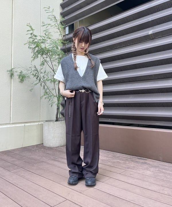 BEAMS HEARTのストライプ 2タック ワイドパンツを使ったコーディネートを紹介します。｜Rakuten Fashion(楽天ファッション／旧楽天ブランドアベニュー)6180249