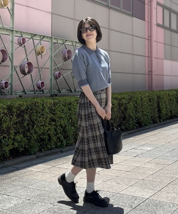 BEAMS HEARTの【今から着れる秋色/襟付き/半袖】ジャカード ニット ポロシャツ 25AW レディースを使ったコーディネートを紹介します。｜Rakuten Fashion(楽天ファッション／旧楽天ブランドアベニュー)6180250