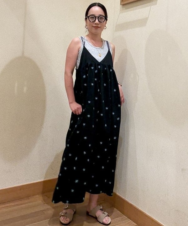 BEAMS HEARTのマーガレット 刺繍 ワンピースを使ったコーディネートを紹介します。｜Rakuten Fashion(楽天ファッション／旧楽天ブランドアベニュー)6180251