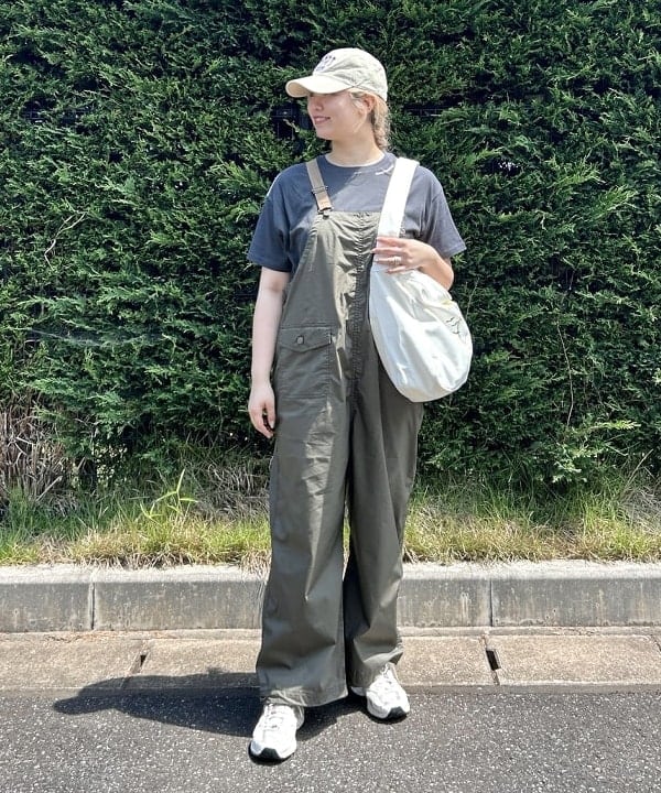 BEAMS WOMENのサガラ 刺繍 Tシャツを使ったコーディネートを紹介します。｜Rakuten Fashion(楽天ファッション／旧楽天ブランドアベニュー)6180253