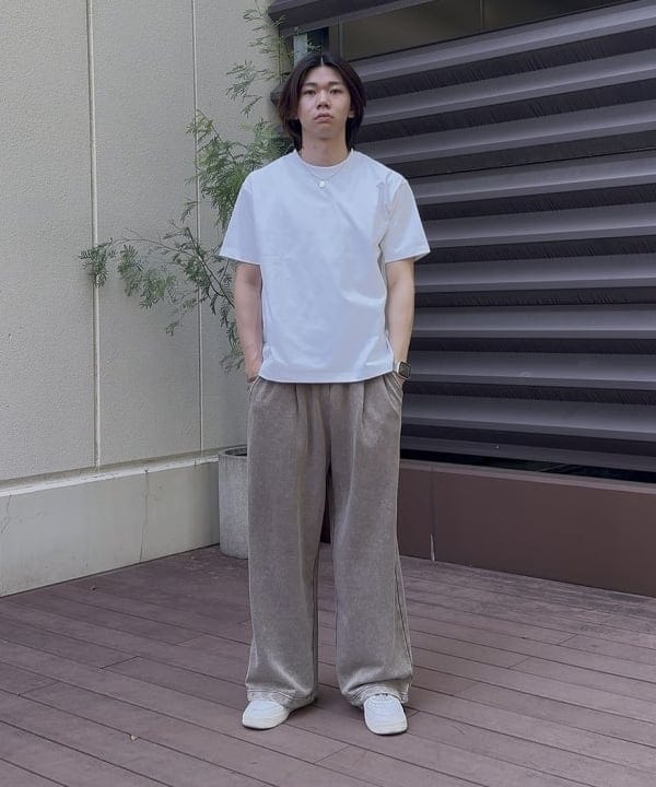 BEAMS HEARTのスノーウォッシュ スウェットパンツを使ったコーディネートを紹介します。｜Rakuten Fashion(楽天ファッション／旧楽天ブランドアベニュー)6180330