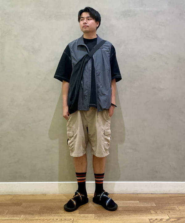 BEAMS HEARTのステッチ 配色 オーバー Tシャツを使ったコーディネートを紹介します。｜Rakuten Fashion(楽天ファッション／旧楽天ブランドアベニュー)6180371