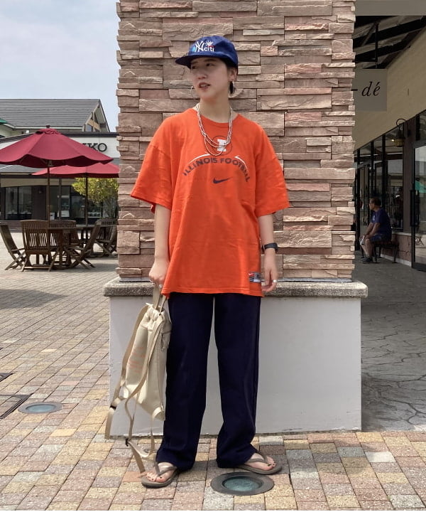 BEAMS WOMENのB-HEARTロゴ メッセージ ナップサックを使ったコーディネートを紹介します。｜Rakuten Fashion(楽天ファッション／旧楽天ブランドアベニュー)6180405