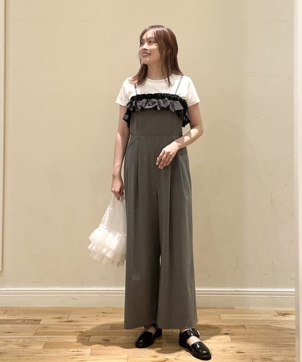 BEAMS HEARTのパール トリミング Tシャツを使ったコーディネートを紹介します。｜Rakuten Fashion(楽天ファッション／旧楽天ブランドアベニュー)6180445