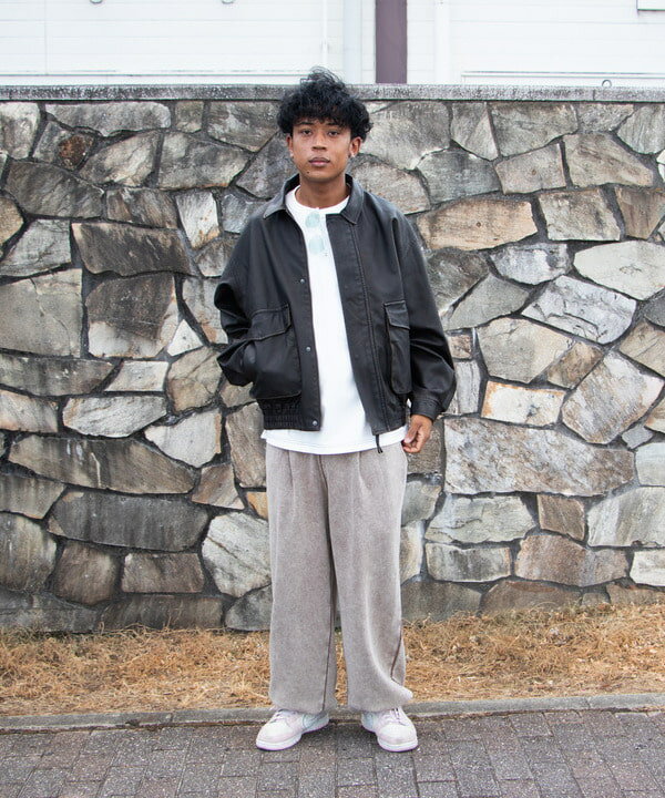 BEAMS HEARTのクリアフレーム ボストン グラスを使ったコーディネートを紹介します。｜Rakuten Fashion(楽天ファッション／旧楽天ブランドアベニュー)6180456