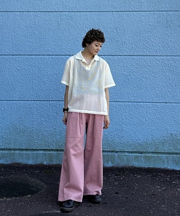 BEAMS HEARTの2タック カラーパンツを使ったコーディネートを紹介します。｜Rakuten Fashion(楽天ファッション／旧楽天ブランドアベニュー)6180493