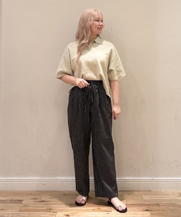 BEAMS HEARTの【秋まで使える】【手洗い可】ハーフスリーブ ニットポロ 25AW 半袖 ゆったりトップスを使ったコーディネートを紹介します。｜Rakuten Fashion(楽天ファッション／旧楽天ブランドアベニュー)6180508