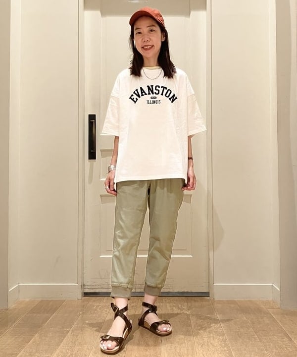 BEAMS HEARTのフロッキー カレッジロゴ Tシャツを使ったコーディネートを紹介します。｜Rakuten Fashion(楽天ファッション／旧楽天ブランドアベニュー)6180515