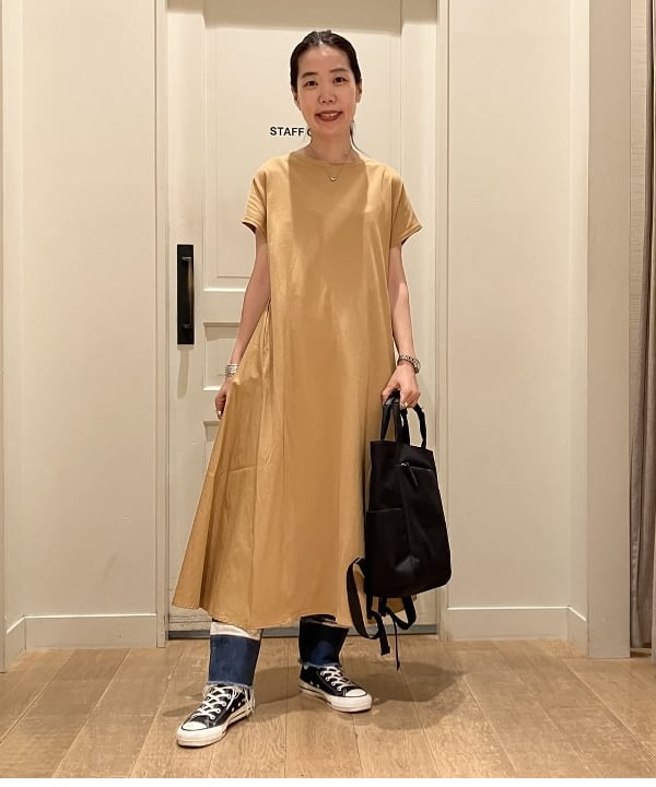 BEAMS HEARTの2WAY シンプルバックパック(A4サイズ収納可能)を使ったコーディネートを紹介します。｜Rakuten Fashion(楽天ファッション／旧楽天ブランドアベニュー)6180568