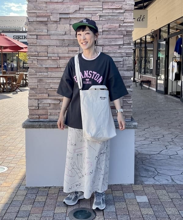 BEAMS HEARTのフロッキー カレッジロゴ Tシャツを使ったコーディネートを紹介します。｜Rakuten Fashion(楽天ファッション／旧楽天ブランドアベニュー)6180611