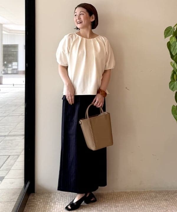 BEAMS HEARTのカット サッカー フォルム プルオーバーを使ったコーディネートを紹介します。｜Rakuten Fashion(楽天ファッション／旧楽天ブランドアベニュー)6180583