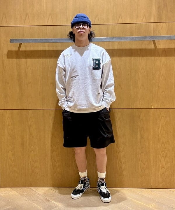 BEAMS HEARTのレタード ウラケ クルーネック スウェットを使ったコーディネートを紹介します。｜Rakuten Fashion(楽天ファッション／旧楽天ブランドアベニュー)6180686