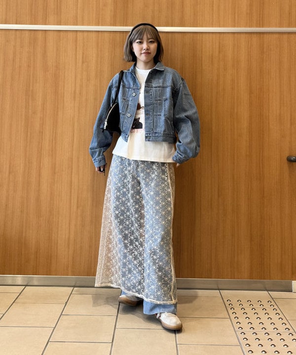 BEAMS HEARTのクロップド デニム ジャケットを使ったコーディネートを紹介します。｜Rakuten Fashion(楽天ファッション／旧楽天ブランドアベニュー)6180759