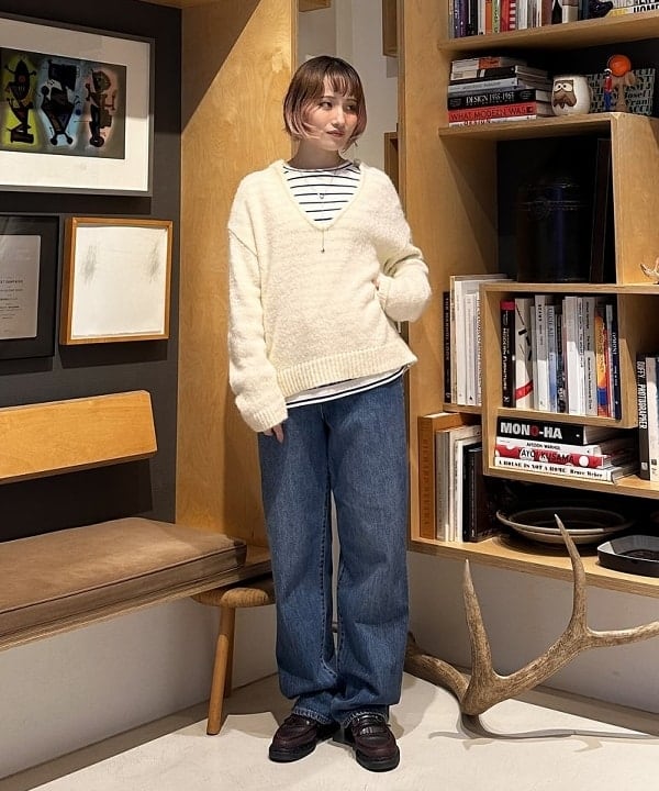 B:MING LIFE STORE by BEAMSの【12/4新規値下げ】【2点セット】ボーダー ロンT * Vネック ニット セット 25AW 秋冬 ロングシーズン 着回し ふわふわを使ったコーディネートを紹介します。｜Rakuten Fashion(楽天ファッション／旧楽天ブランドアベニュー)6180914