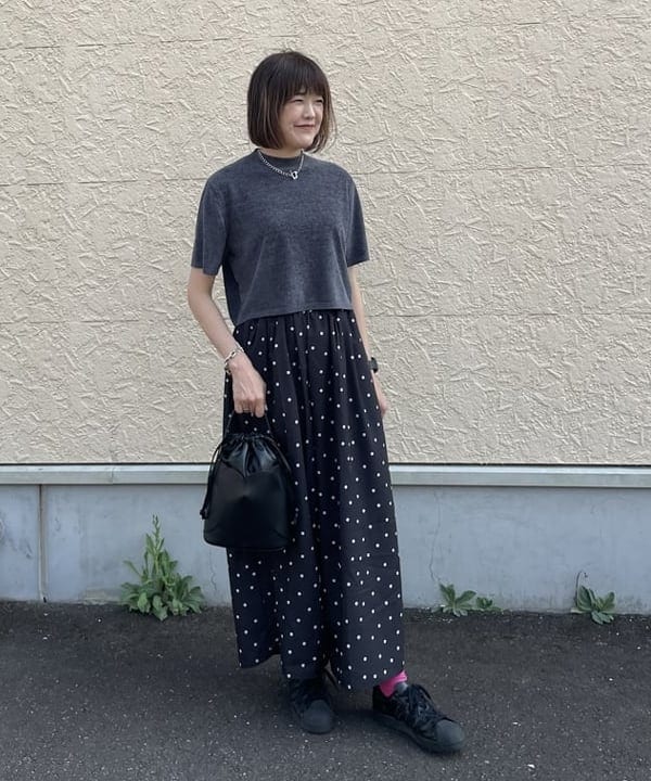 BEAMS HEARTのベロア モックネック プルオーバーを使ったコーディネートを紹介します。｜Rakuten Fashion(楽天ファッション／旧楽天ブランドアベニュー)6181018