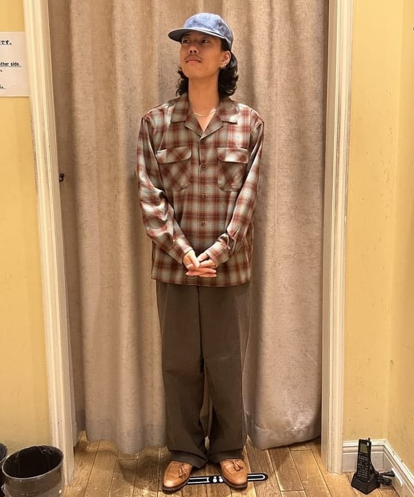 BEAMS HEARTのポリエステル レーヨン オンブレーチェック シャツを使ったコーディネートを紹介します。｜Rakuten Fashion(楽天ファッション／旧楽天ブランドアベニュー)6181049
