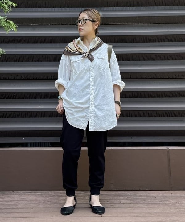 BEAMS WOMENの裾 リブ イージー パンツを使ったコーディネートを紹介します。｜Rakuten Fashion(楽天ファッション／旧楽天ブランドアベニュー)6181056