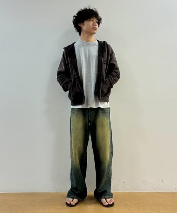 BEAMS HEARTのヴィンテージライク フルジップ パーカーを使ったコーディネートを紹介します。｜Rakuten Fashion(楽天ファッション／旧楽天ブランドアベニュー)6181268