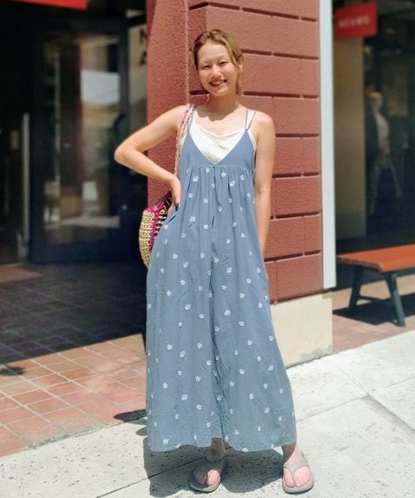 BEAMS HEARTのマーガレット 刺繍 ワンピースを使ったコーディネートを紹介します。｜Rakuten Fashion(楽天ファッション／旧楽天ブランドアベニュー)6181361