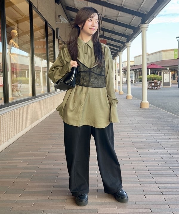 BEAMS HEARTのビスチェ * ロングスリーブシャツ(セットアイテム)を使ったコーディネートを紹介します。｜Rakuten Fashion(楽天ファッション／旧楽天ブランドアベニュー)6181445