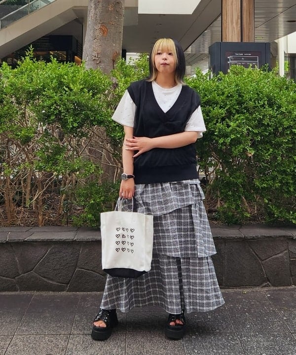 BEAMS HEARTのチュール レイヤード ベストを使ったコーディネートを紹介します。｜Rakuten Fashion(楽天ファッション／旧楽天ブランドアベニュー)6181472