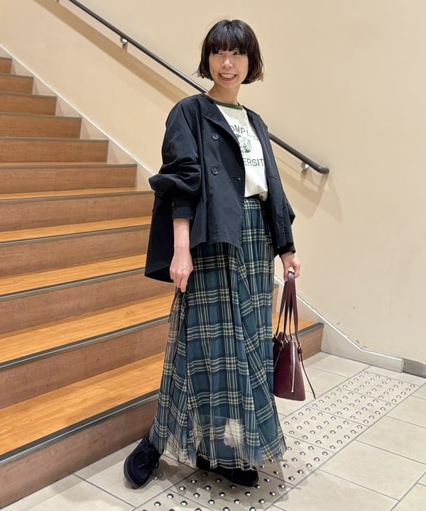 BEAMS HEARTの後ろ フレア ノーカラー ブルゾンを使ったコーディネートを紹介します。｜Rakuten Fashion(楽天ファッション／旧楽天ブランドアベニュー)6181596