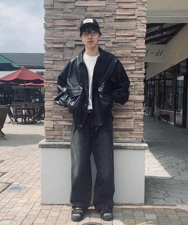 BEAMS HEARTのBEAMS HEART｜クラシック フェイクレザー ブルゾン｜メンズ アウター ジャケット｜合成皮革 リラックスフィット ヴィンテージ風｜秋冬を使ったコーディネートを紹介します。｜Rakuten Fashion(楽天ファッション／旧楽天ブランドアベニュー)6181656