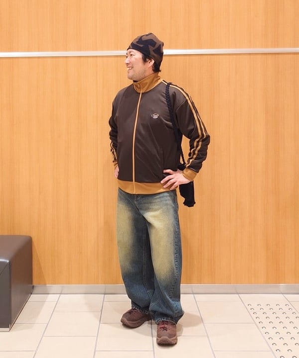 BEAMS HEARTのポリエステルジャージ 配色 トラックジャケットを使ったコーディネートを紹介します。｜Rakuten Fashion(楽天ファッション／旧楽天ブランドアベニュー)6181792