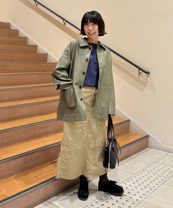 BEAMS HEARTのヴィンテージライク ワークジャケット 25AW レディース フェイクレザー オーバーサイズ 秋 ライトアウターを使ったコーディネートを紹介します。｜Rakuten Fashion(楽天ファッション／旧楽天ブランドアベニュー)6181902