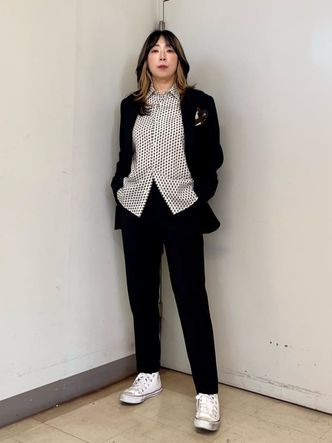 TAKEO KIKUCHIのボーラーハット柄 長袖シャツを使ったコーディネートを紹介します。｜Rakuten Fashion(楽天ファッション／旧楽天ブランドアベニュー)6184945