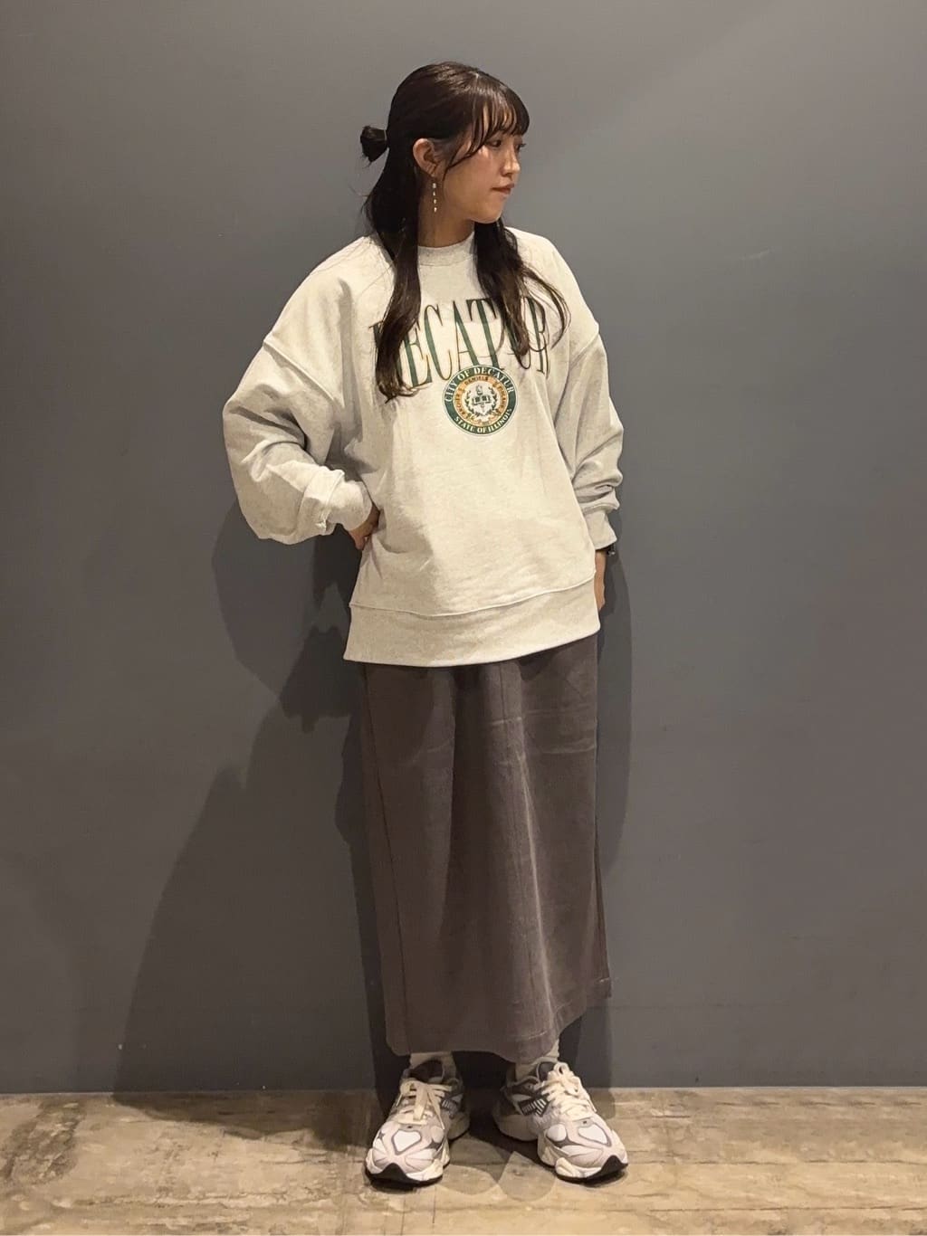 AMERICAN HOLICのフェイクレザーダンボールスカートを使ったコーディネートを紹介します。｜Rakuten Fashion(楽天ファッション／旧楽天ブランドアベニュー)6186129