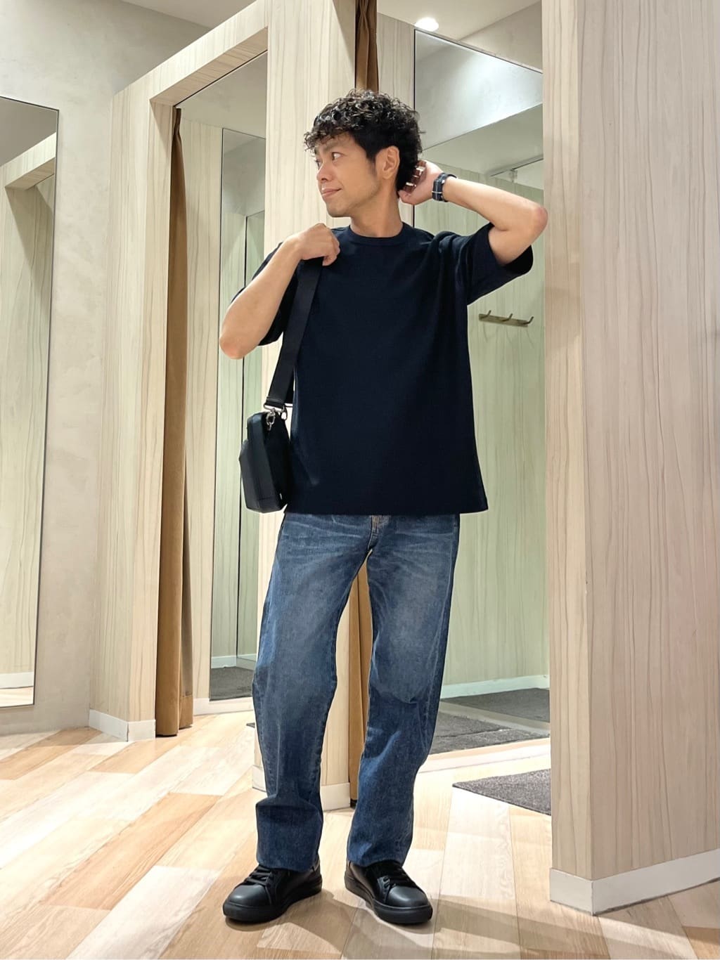 TAKEO KIKUCHIの【尾州織/Made in JAPAN】メランジ Tシャツを使ったコーディネートを紹介します。｜Rakuten Fashion(楽天ファッション／旧楽天ブランドアベニュー)6188016