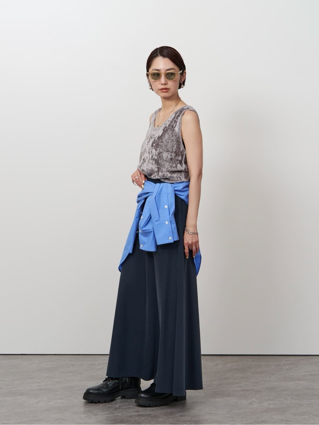 allurevilleのベロアタンクプルオーバーを使ったコーディネートを紹介します。｜Rakuten Fashion(楽天ファッション／旧楽天ブランドアベニュー)6189640