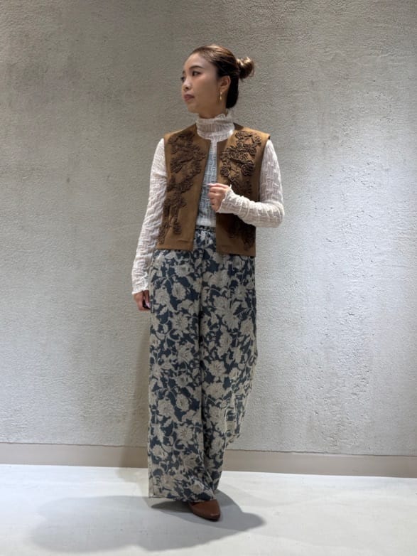 Vinのウェーブハイネックメロウシアートップスを使ったコーディネートを紹介します。｜Rakuten Fashion(楽天ファッション／旧楽天ブランドアベニュー)6189701