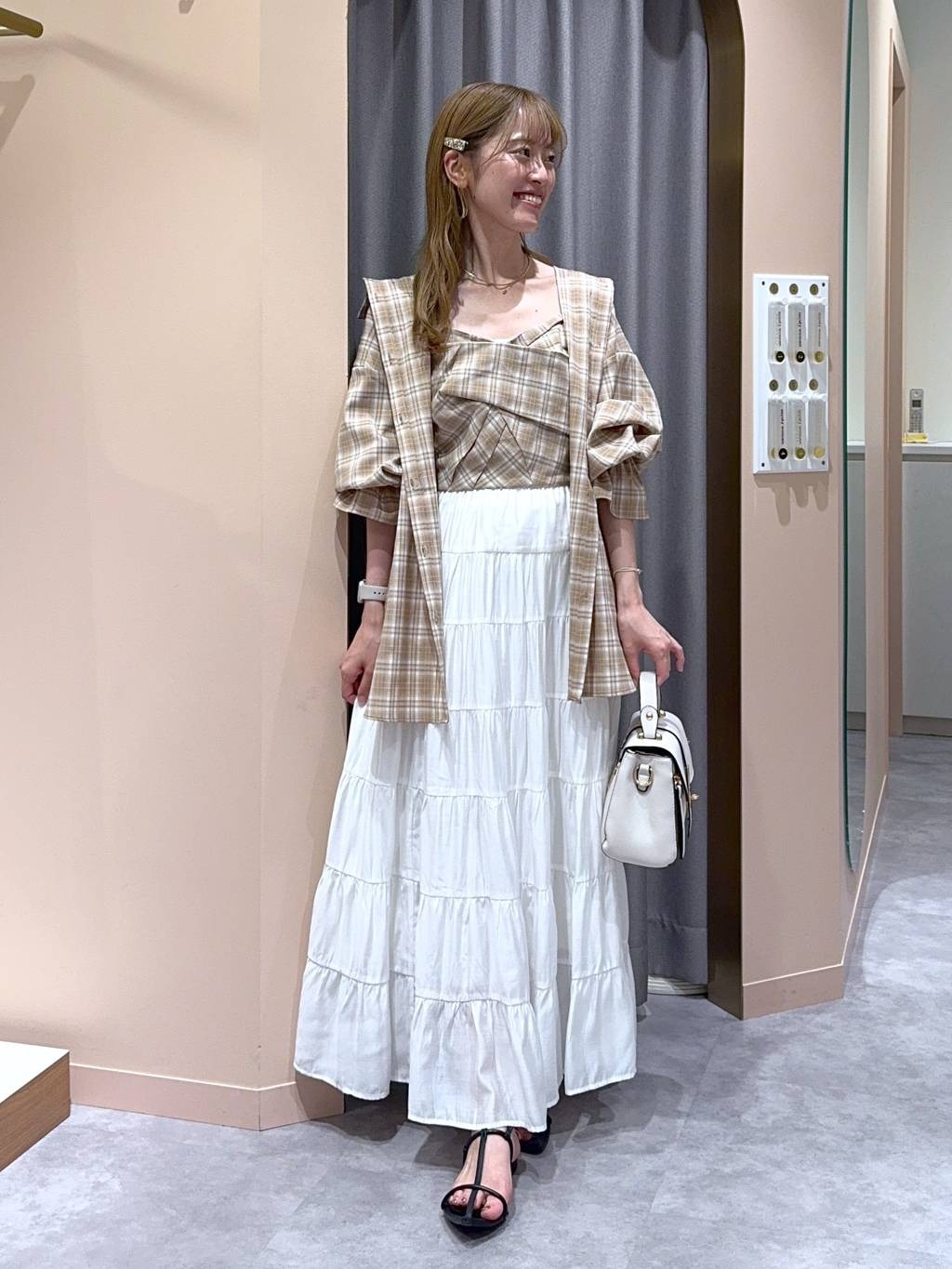 mysty womanのオンブレーチェックキャミSETシャツを使ったコーディネートを紹介します。｜Rakuten Fashion(楽天ファッション／旧楽天ブランドアベニュー)6191396