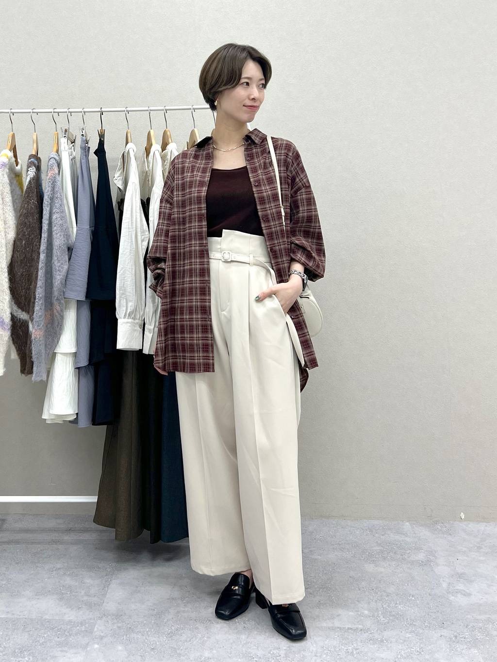 mysty womanのオンブレーチェックキャミSETシャツを使ったコーディネートを紹介します。｜Rakuten Fashion(楽天ファッション／旧楽天ブランドアベニュー)6191759