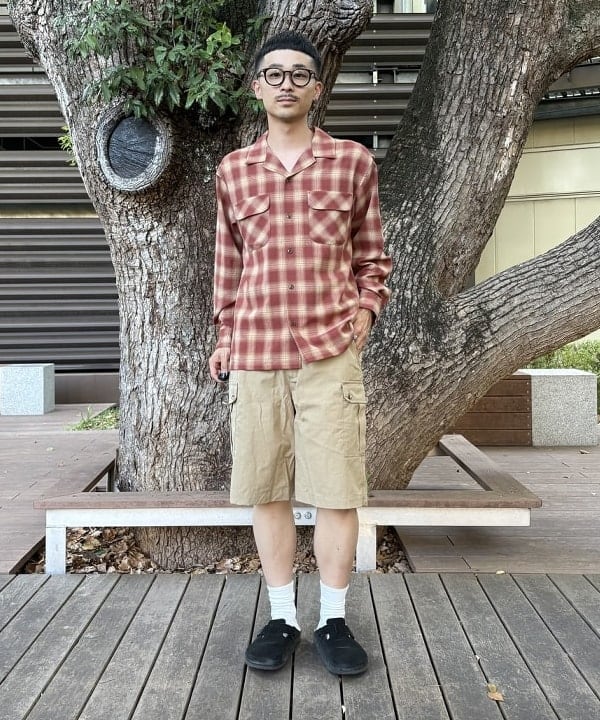 BEAMS HEARTのポリエステル レーヨン オンブレーチェック シャツを使ったコーディネートを紹介します。｜Rakuten Fashion(楽天ファッション／旧楽天ブランドアベニュー)6193756