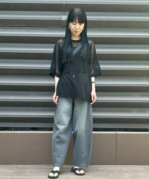 BEAMS HEARTのアシメ カットアウト タンクトップを使ったコーディネートを紹介します。｜Rakuten Fashion(楽天ファッション／旧楽天ブランドアベニュー)6193729