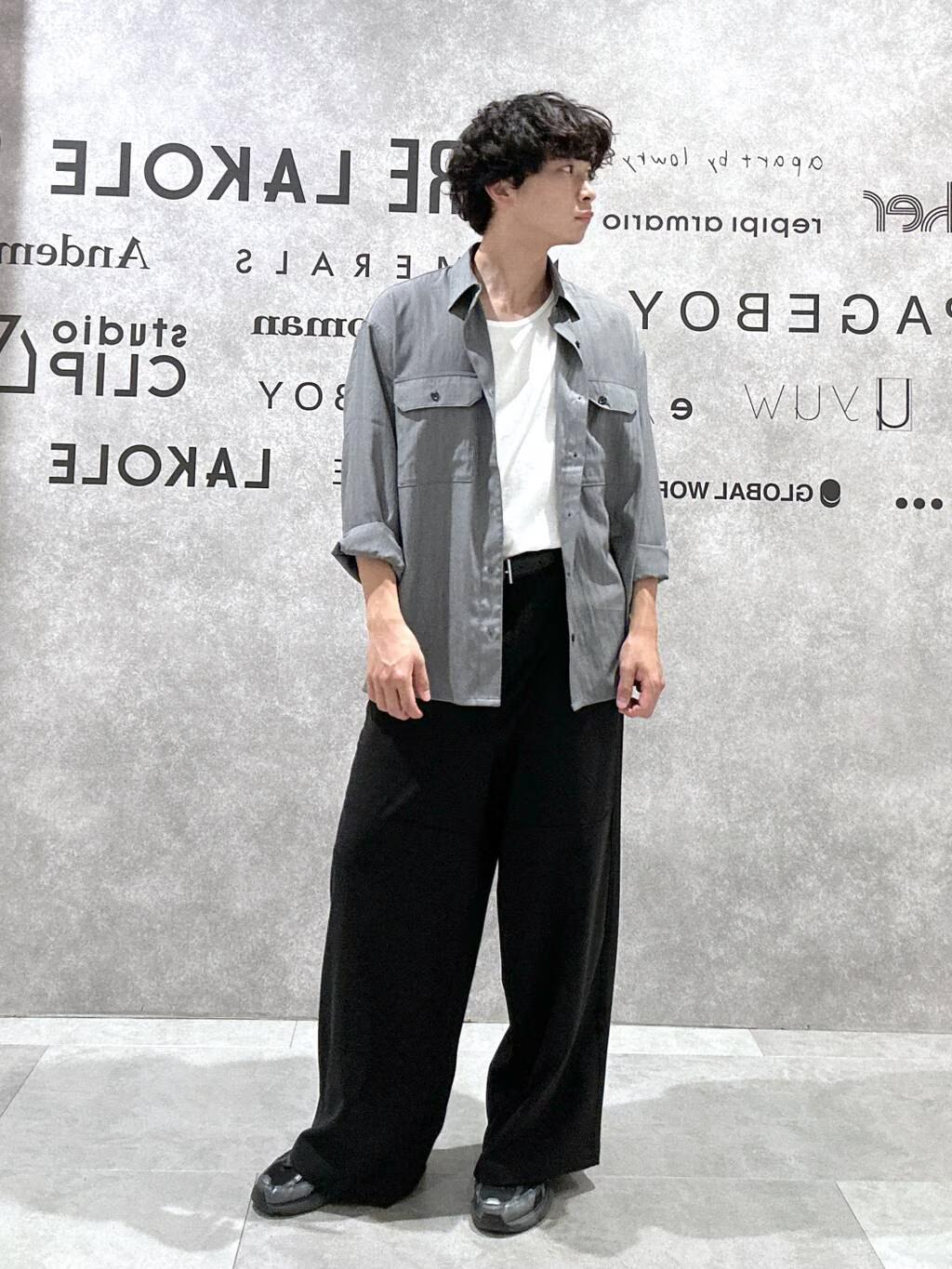 LAKOLEの【セットアップ可】冷感ワッシャーシャツ長袖を使ったコーディネートを紹介します。｜Rakuten Fashion(楽天ファッション／旧楽天ブランドアベニュー)6197333