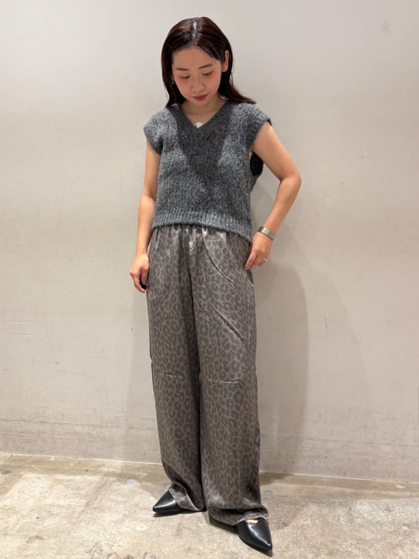 AMERICAN HOLICの【選べる丈】甘編みニットベストを使ったコーディネートを紹介します。｜Rakuten Fashion(楽天ファッション／旧楽天ブランドアベニュー)6200877