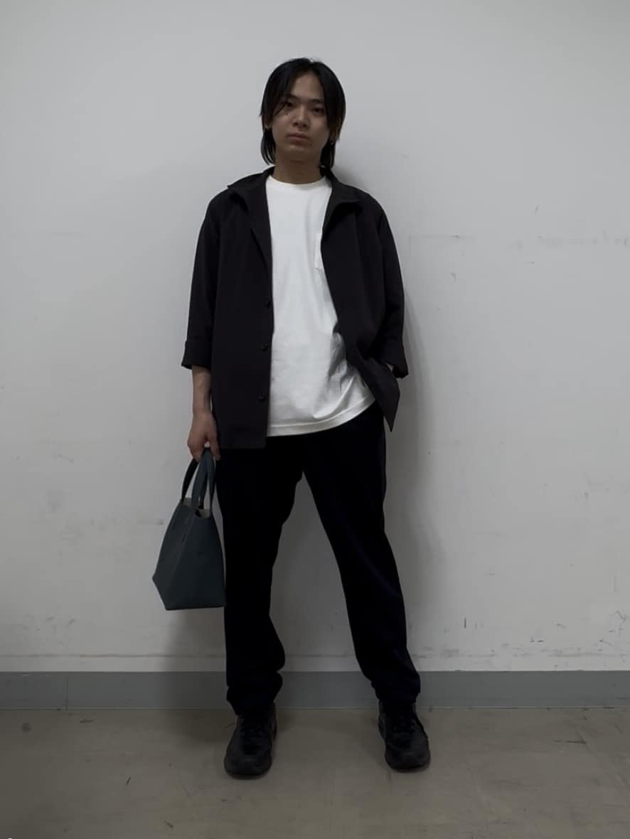 TAKEO KIKUCHIの【3D ナイロン ストレッチ】スタンドカラー シャツブルゾンを使ったコーディネートを紹介します。｜Rakuten Fashion(楽天ファッション／旧楽天ブランドアベニュー)6205707