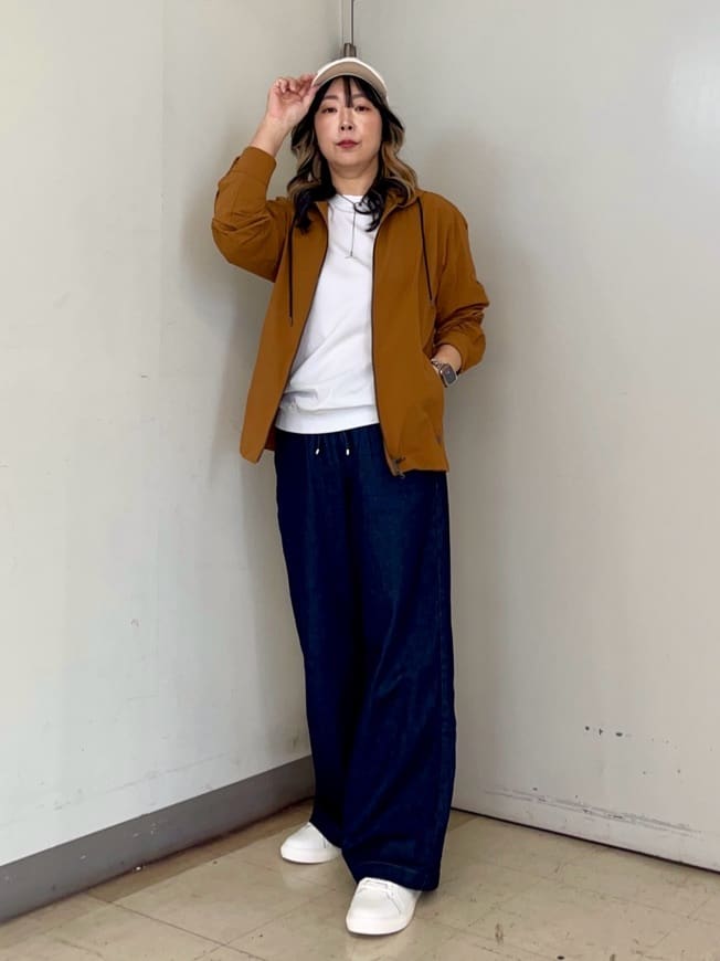 TAKEO KIKUCHIの【3D ナイロン ストレッチ】ジップアップ フードブルゾンを使ったコーディネートを紹介します。｜Rakuten Fashion(楽天ファッション／旧楽天ブランドアベニュー)6205854