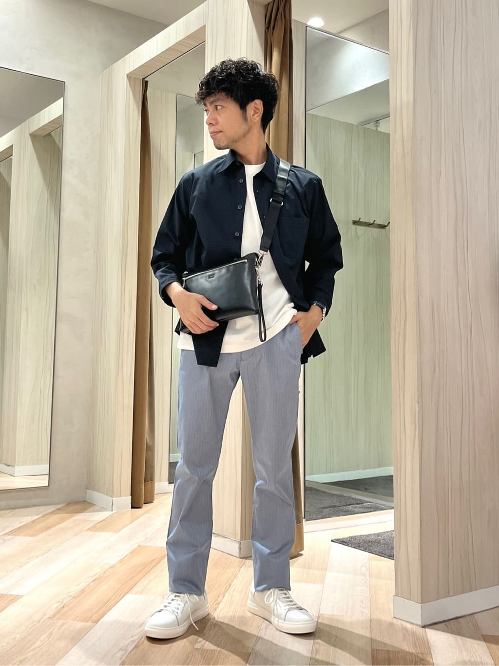 TAKEO KIKUCHIの【COOL CITY WEAR】DotAir(R)サッカー シャツを使ったコーディネートを紹介します。｜Rakuten Fashion(楽天ファッション／旧楽天ブランドアベニュー)6207062