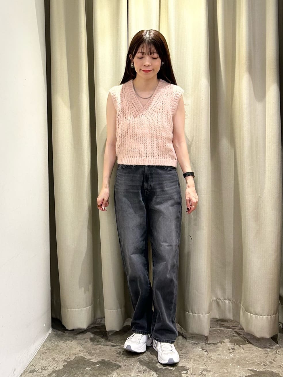 AMERICAN HOLICの【選べる丈】甘編みニットベストを使ったコーディネートを紹介します。｜Rakuten Fashion(楽天ファッション／旧楽天ブランドアベニュー)6209188