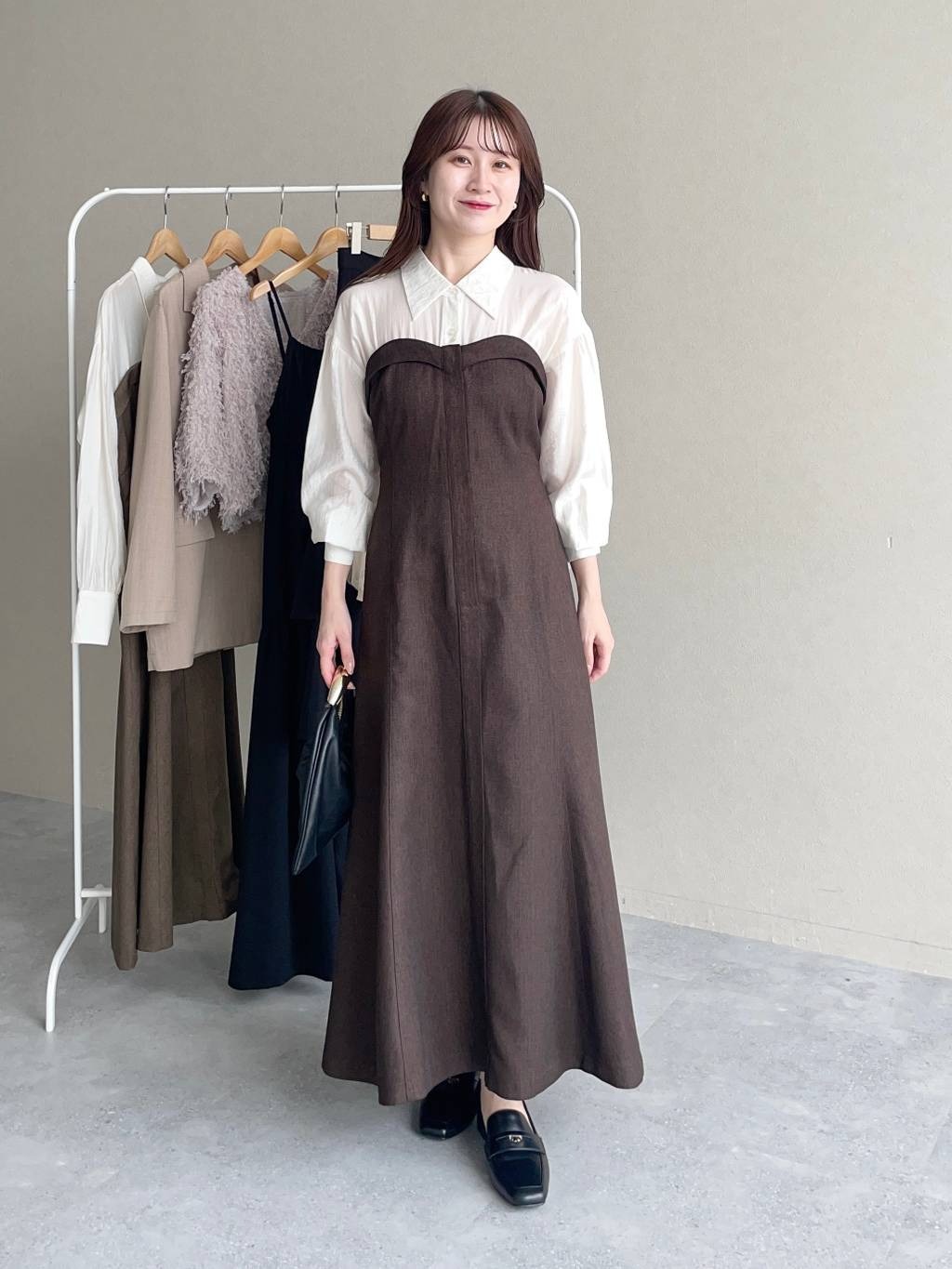 mysty womanのシャツドッキングワンピースを使ったコーディネートを紹介します。｜Rakuten Fashion(楽天ファッション／旧楽天ブランドアベニュー)6210634